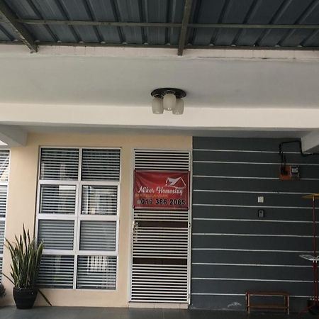 Miker Homestay Seri Iskandar Buitenkant foto