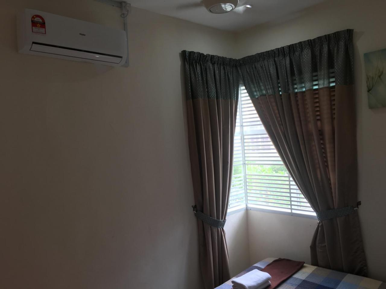 Miker Homestay Seri Iskandar Buitenkant foto